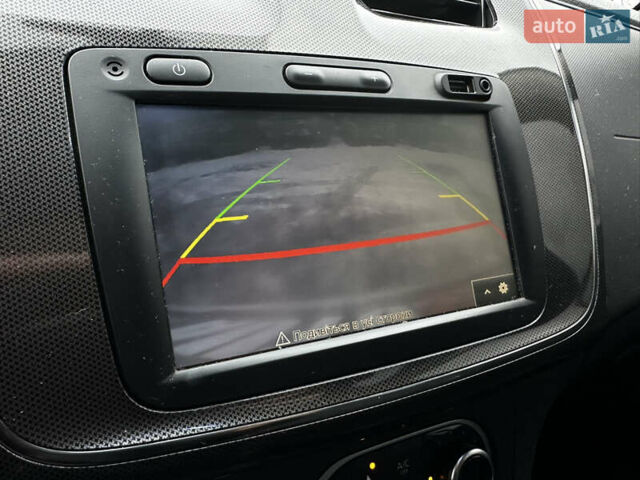 Білий Рено Сандеро, об'ємом двигуна 1.46 л та пробігом 92 тис. км за 13300 $, фото 20 на Automoto.ua