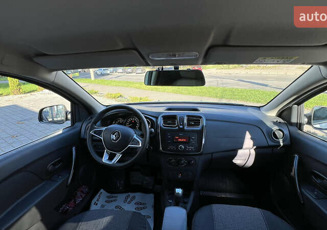 Білий Рено Сандеро, об'ємом двигуна 0.9 л та пробігом 26 тис. км за 13500 $, фото 32 на Automoto.ua