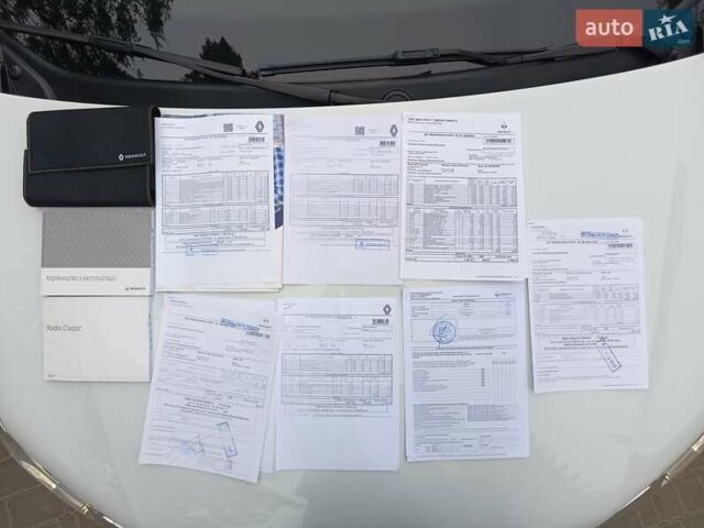 Белый Рено Сандеро, объемом двигателя 1 л и пробегом 57 тыс. км за 9200 $, фото 80 на Automoto.ua