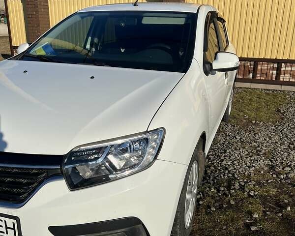 Белый Рено Сандеро, объемом двигателя 1.46 л и пробегом 59 тыс. км за 14500 $, фото 11 на Automoto.ua