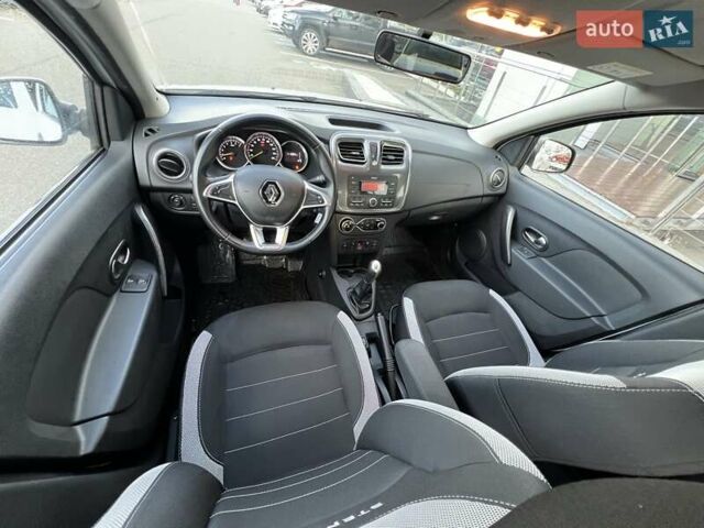 Белый Рено Сандеро, объемом двигателя 0.9 л и пробегом 111 тыс. км за 7736 $, фото 14 на Automoto.ua