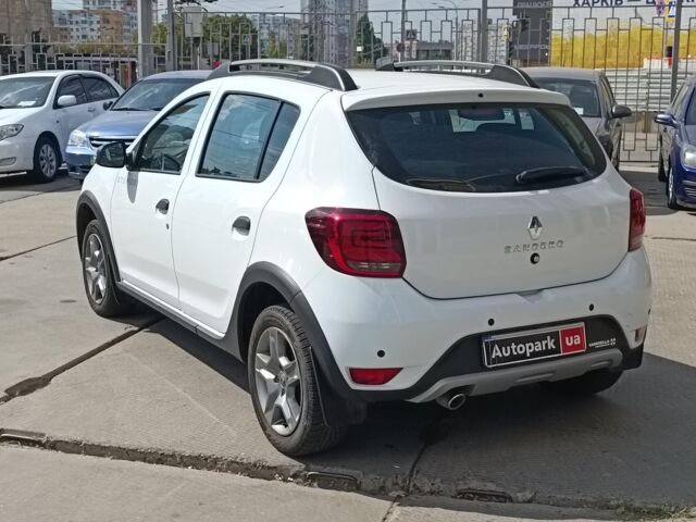 Белый Рено Сандеро, объемом двигателя 1.5 л и пробегом 80 тыс. км за 11290 $, фото 7 на Automoto.ua