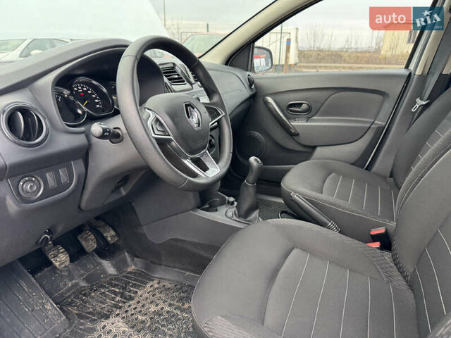 Білий Рено Сандеро, об'ємом двигуна 1 л та пробігом 36 тис. км за 9300 $, фото 36 на Automoto.ua