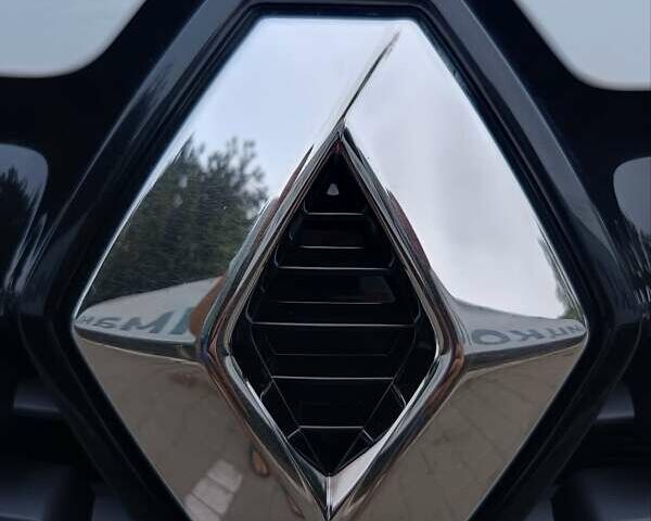 Белый Рено Сандеро, объемом двигателя 1 л и пробегом 57 тыс. км за 7000 $, фото 45 на Automoto.ua