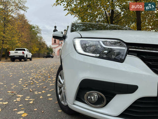 Рено Сандеро 2021 в Запорожье на Automoto.ua Белый Рено Сандеро, объемом двигателя 1 л и пробегом 99 тыс. км за 7999 $, фото 10 на Automoto.ua