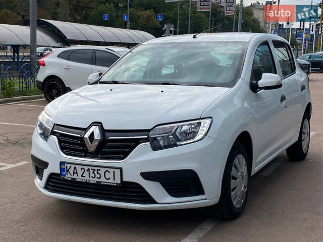 Белый Рено Сандеро, объемом двигателя 1 л и пробегом 85 тыс. км за 8700 $, фото 1 на Automoto.ua