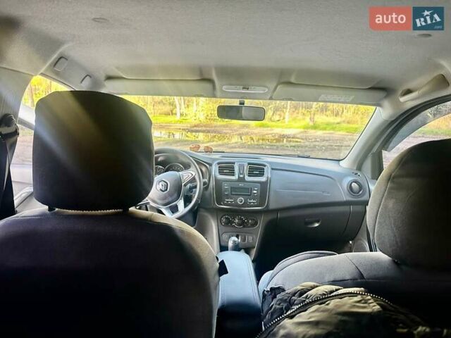 Білий Рено Сандеро, об'ємом двигуна 0.9 л та пробігом 53 тис. км за 9600 $, фото 7 на Automoto.ua
