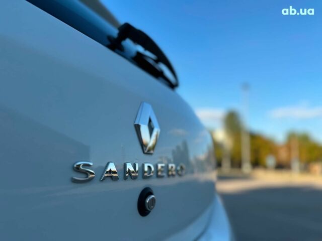 Рено Сандеро 2021 в Запорожье на Automoto.ua Белый Рено Сандеро, объемом двигателя 1 л и пробегом 98 тыс. км за 8890 $, фото 17 на Automoto.ua