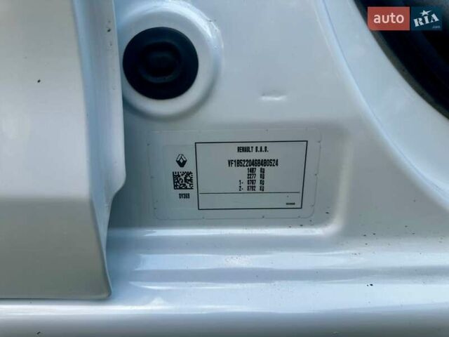 Білий Рено Сандеро, об'ємом двигуна 0.9 л та пробігом 53 тис. км за 9600 $, фото 12 на Automoto.ua