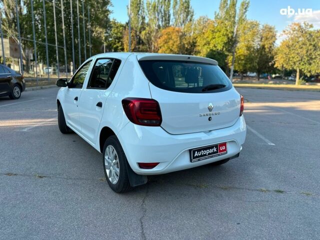 Рено Сандеро 2021 в Запорожье на Automoto.ua Белый Рено Сандеро, объемом двигателя 1 л и пробегом 98 тыс. км за 8890 $, фото 5 на Automoto.ua