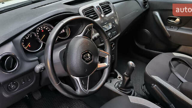 Белый Рено Сандеро, объемом двигателя 0.9 л и пробегом 52 тыс. км за 10999 $, фото 20 на Automoto.ua