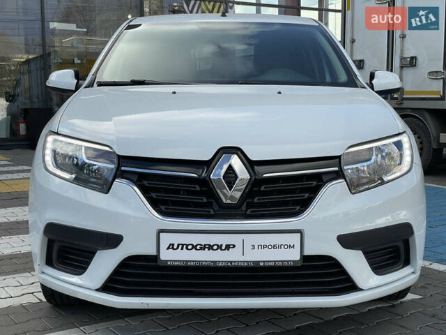 Білий Рено Сандеро, об'ємом двигуна 0.9 л та пробігом 56 тис. км за 8500 $, фото 2 на Automoto.ua