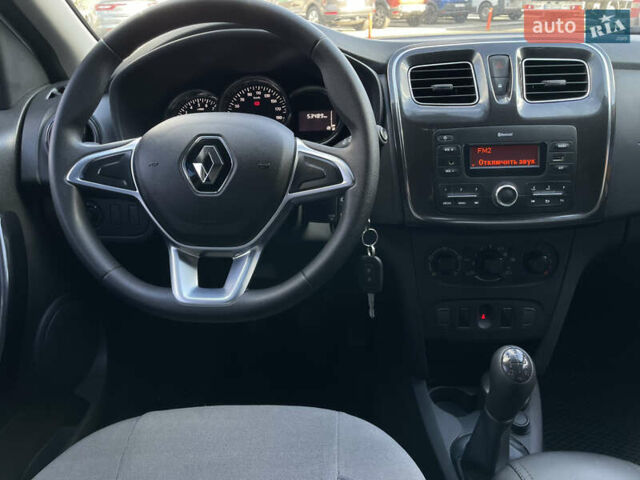 Білий Рено Сандеро, об'ємом двигуна 0.9 л та пробігом 56 тис. км за 8500 $, фото 11 на Automoto.ua
