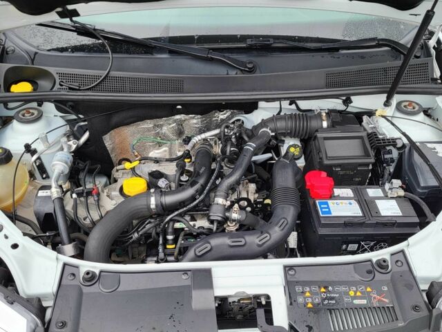 Рено Сандеро 2021 в Киеве на Automoto.ua Белый Рено Сандеро, объемом двигателя 0.9 л и пробегом 72 тыс. км за 9990 $, фото 22 на Automoto.ua