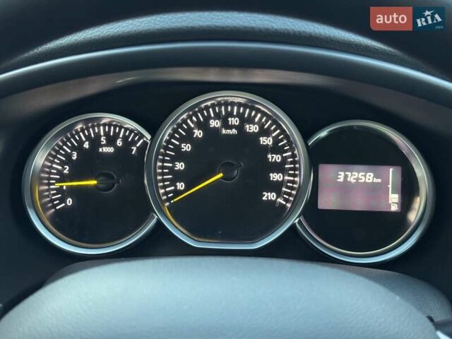 Рено Сандеро 2021 у Вінниці на Automoto.ua Білий Рено Сандеро, об'ємом двигуна 1 л та пробігом 37 тис. км за 8950 $, фото 6 на Automoto.ua