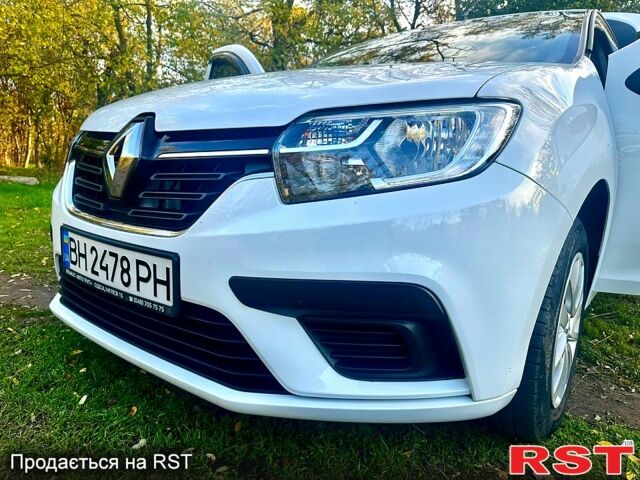 Білий Рено Сандеро, об'ємом двигуна 1 л та пробігом 53 тис. км за 9600 $, фото 3 на Automoto.ua