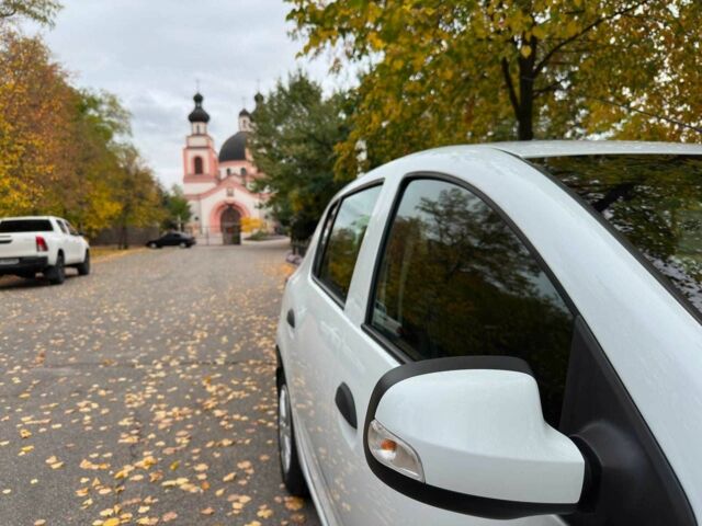 Білий Рено Сандеро, об'ємом двигуна 1 л та пробігом 99 тис. км за 7999 $, фото 11 на Automoto.ua