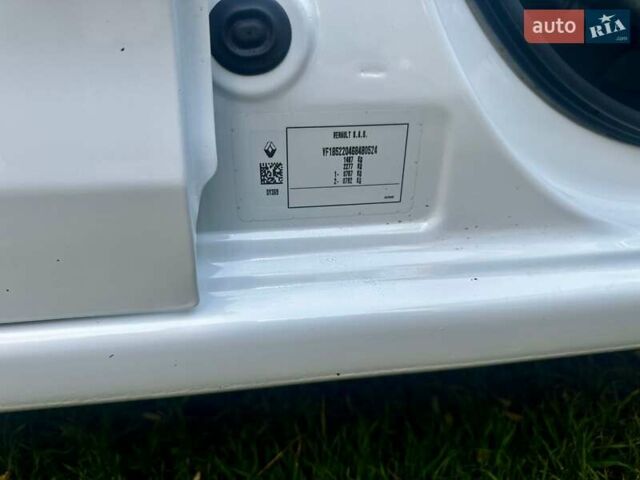 Білий Рено Сандеро, об'ємом двигуна 0.9 л та пробігом 53 тис. км за 9600 $, фото 18 на Automoto.ua