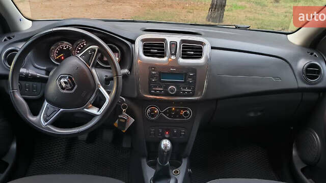 Белый Рено Сандеро, объемом двигателя 0.9 л и пробегом 52 тыс. км за 10999 $, фото 13 на Automoto.ua