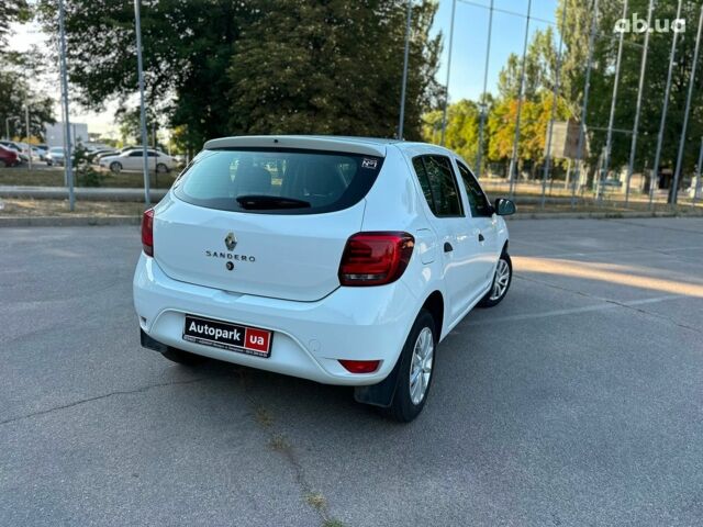 Рено Сандеро 2021 в Запорожье на Automoto.ua Белый Рено Сандеро, объемом двигателя 1 л и пробегом 98 тыс. км за 8890 $, фото 6 на Automoto.ua