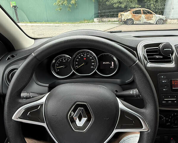 Рено Сандеро 2021 в Киеве на Automoto.ua Белый Рено Сандеро, объемом двигателя 1 л и пробегом 85 тыс. км за 7900 $, фото 6 на Automoto.ua
