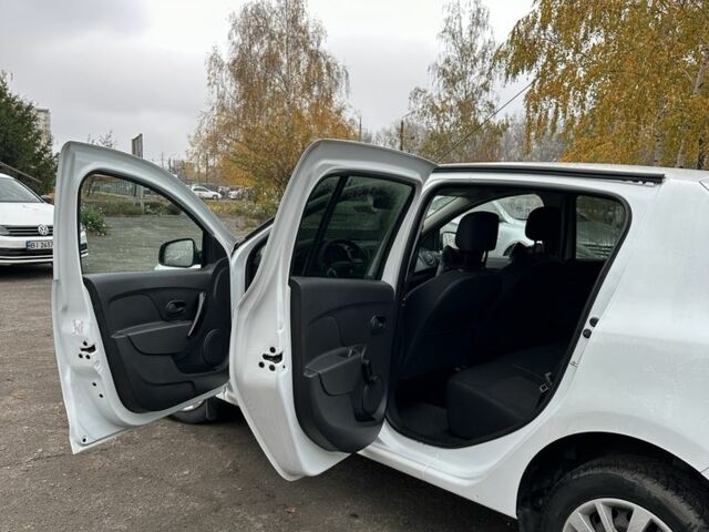 Белый Рено Сандеро, объемом двигателя 1 л и пробегом 51 тыс. км за 8000 $, фото 17 на Automoto.ua