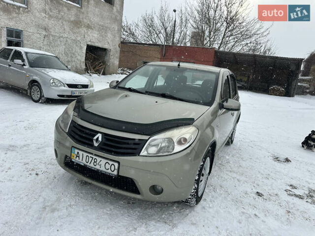 Бежевий Рено Сандеро, об'ємом двигуна 1.6 л та пробігом 250 тис. км за 3300 $, фото 11 на Automoto.ua