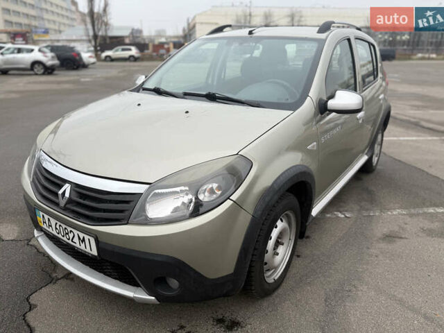 Бежевый Рено Сандеро, объемом двигателя 1.6 л и пробегом 140 тыс. км за 6700 $, фото 12 на Automoto.ua