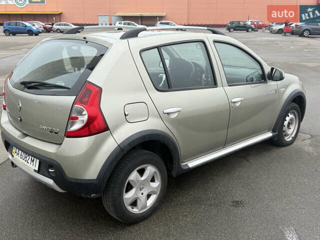 Бежевый Рено Сандеро, объемом двигателя 1.6 л и пробегом 140 тыс. км за 6700 $, фото 9 на Automoto.ua