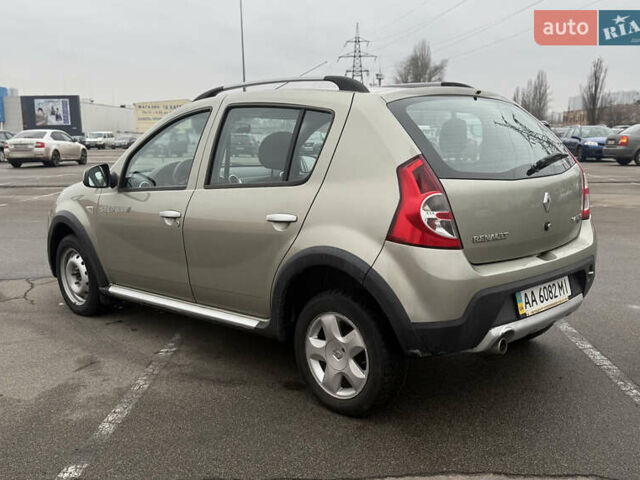 Бежевый Рено Сандеро, объемом двигателя 1.6 л и пробегом 140 тыс. км за 6700 $, фото 6 на Automoto.ua