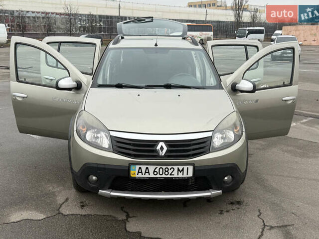 Бежевый Рено Сандеро, объемом двигателя 1.6 л и пробегом 140 тыс. км за 6700 $, фото 21 на Automoto.ua