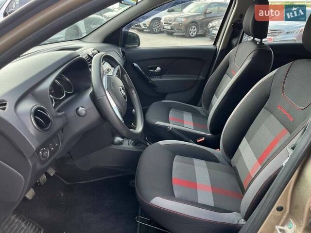Бежевий Рено Сандеро, об'ємом двигуна 1.5 л та пробігом 36 тис. км за 12300 $, фото 23 на Automoto.ua