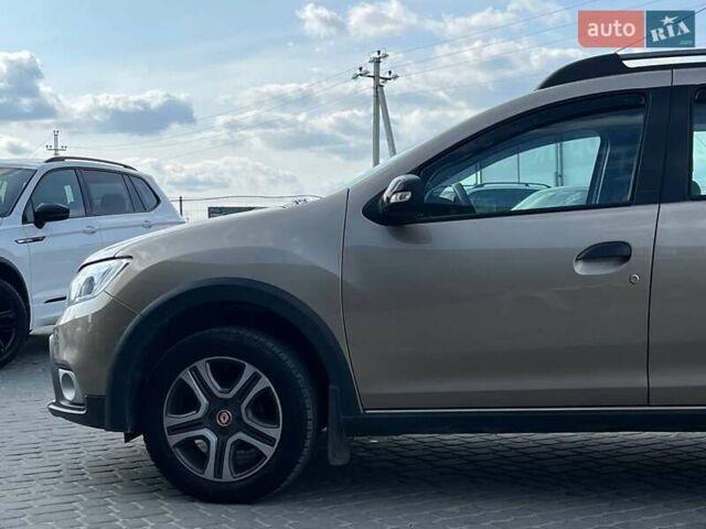 Бежевий Рено Сандеро, об'ємом двигуна 1.5 л та пробігом 36 тис. км за 12300 $, фото 24 на Automoto.ua