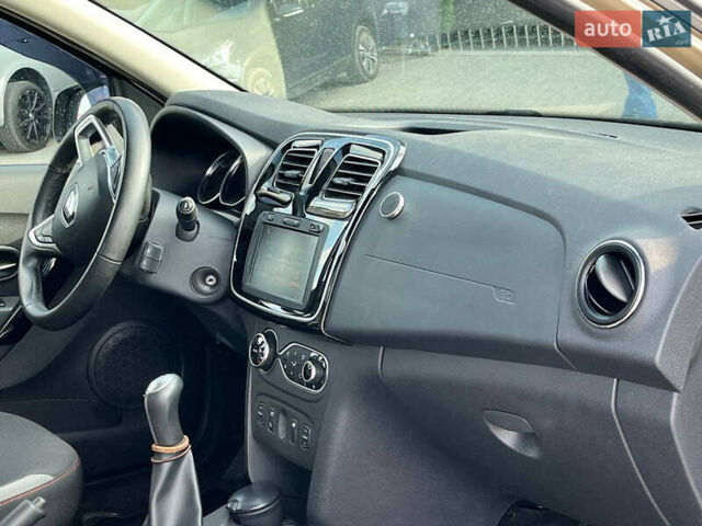 Бежевий Рено Сандеро, об'ємом двигуна 1.5 л та пробігом 36 тис. км за 12300 $, фото 10 на Automoto.ua