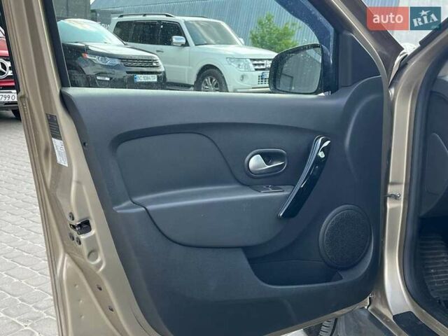 Бежевий Рено Сандеро, об'ємом двигуна 1.5 л та пробігом 36 тис. км за 12300 $, фото 25 на Automoto.ua