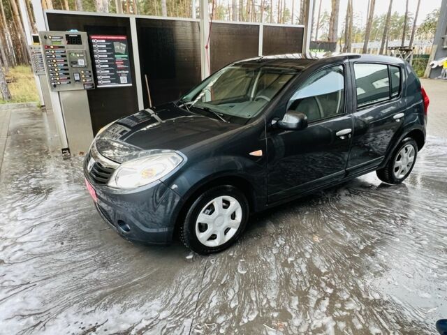 Рено Сандеро 2008 в Буче на Automoto.ua Черный Рено Сандеро, объемом двигателя 1.6 л и пробегом 167 тыс. км за 5499 $, фото 20 на Automoto.ua