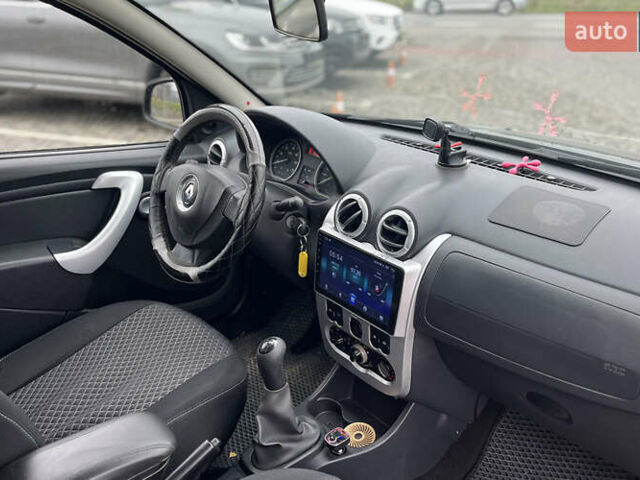 Чорний Рено Сандеро, об'ємом двигуна 1.6 л та пробігом 137 тис. км за 7200 $, фото 13 на Automoto.ua