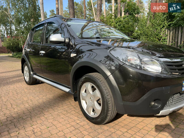 Чорний Рено Сандеро, об'ємом двигуна 1.6 л та пробігом 81 тис. км за 8700 $, фото 87 на Automoto.ua