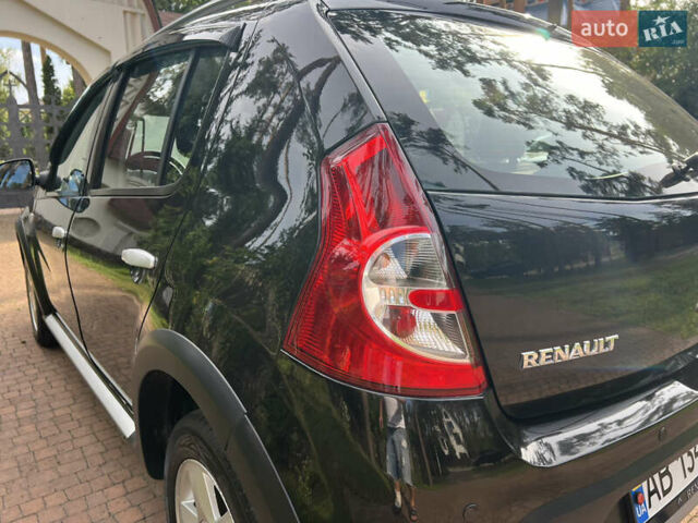 Чорний Рено Сандеро, об'ємом двигуна 1.6 л та пробігом 81 тис. км за 8700 $, фото 94 на Automoto.ua