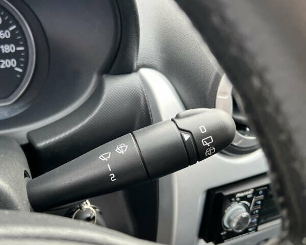 Чорний Рено Сандеро, об'ємом двигуна 1.6 л та пробігом 81 тис. км за 8700 $, фото 55 на Automoto.ua