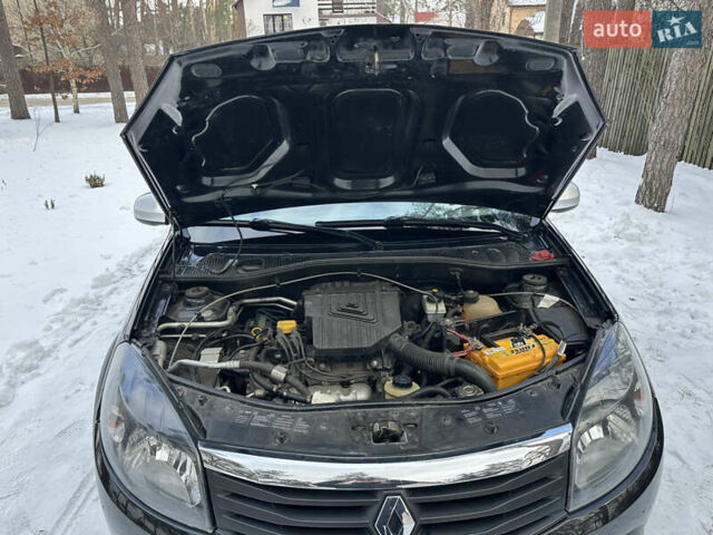 Черный Рено Сандеро, объемом двигателя 1.6 л и пробегом 79 тыс. км за 8850 $, фото 38 на Automoto.ua