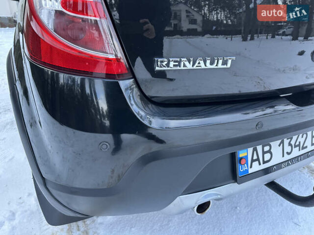 Черный Рено Сандеро, объемом двигателя 1.6 л и пробегом 79 тыс. км за 8850 $, фото 28 на Automoto.ua