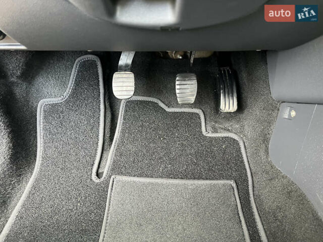 Чорний Рено Сандеро, об'ємом двигуна 1.6 л та пробігом 81 тис. км за 8700 $, фото 56 на Automoto.ua