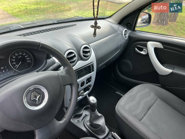 Чорний Рено Сандеро, об'ємом двигуна 1.6 л та пробігом 81 тис. км за 8700 $, фото 37 на Automoto.ua