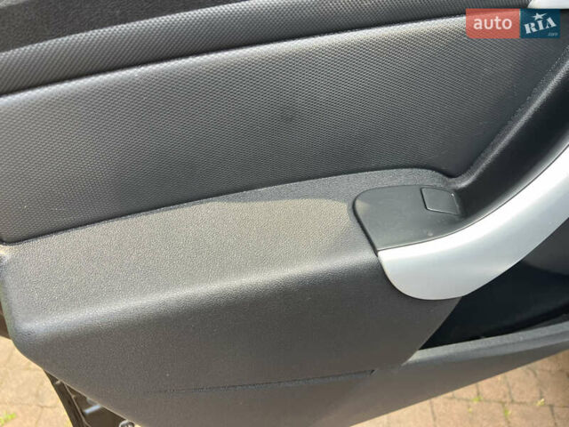 Чорний Рено Сандеро, об'ємом двигуна 1.6 л та пробігом 81 тис. км за 8700 $, фото 25 на Automoto.ua