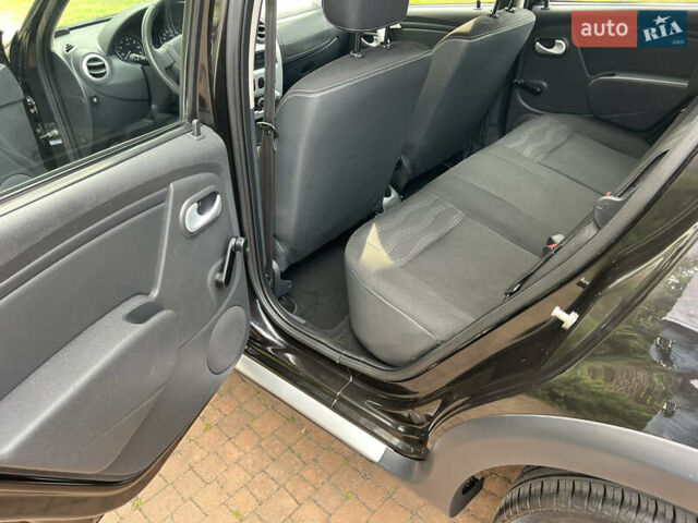 Чорний Рено Сандеро, об'ємом двигуна 1.6 л та пробігом 81 тис. км за 8700 $, фото 59 на Automoto.ua