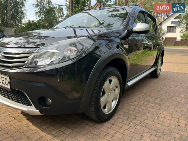 Чорний Рено Сандеро, об'ємом двигуна 1.6 л та пробігом 81 тис. км за 8700 $, фото 92 на Automoto.ua