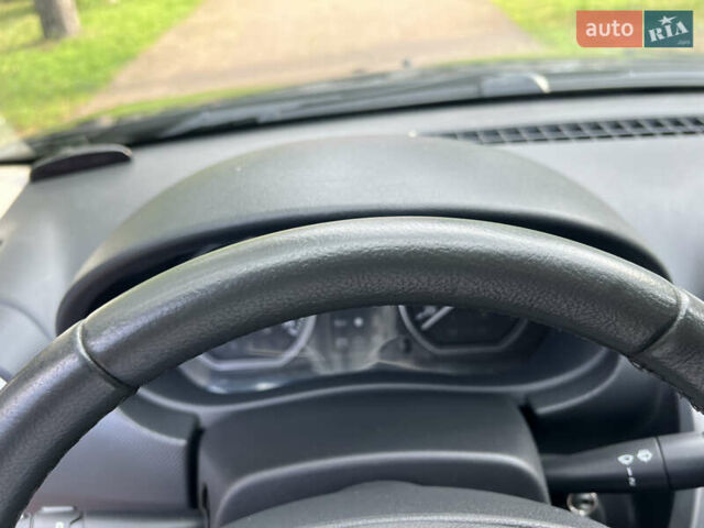 Чорний Рено Сандеро, об'ємом двигуна 1.6 л та пробігом 81 тис. км за 8700 $, фото 50 на Automoto.ua