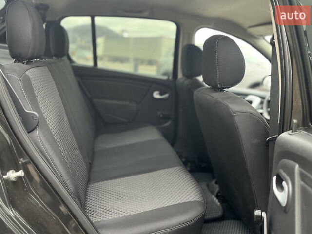 Чорний Рено Сандеро, об'ємом двигуна 1.6 л та пробігом 137 тис. км за 7200 $, фото 20 на Automoto.ua