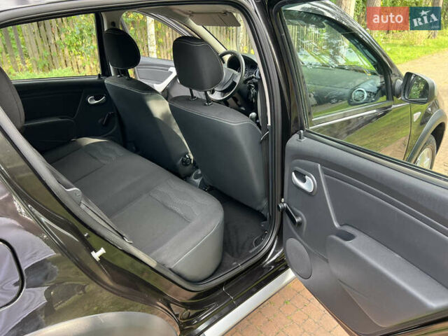 Чорний Рено Сандеро, об'ємом двигуна 1.6 л та пробігом 81 тис. км за 8700 $, фото 63 на Automoto.ua